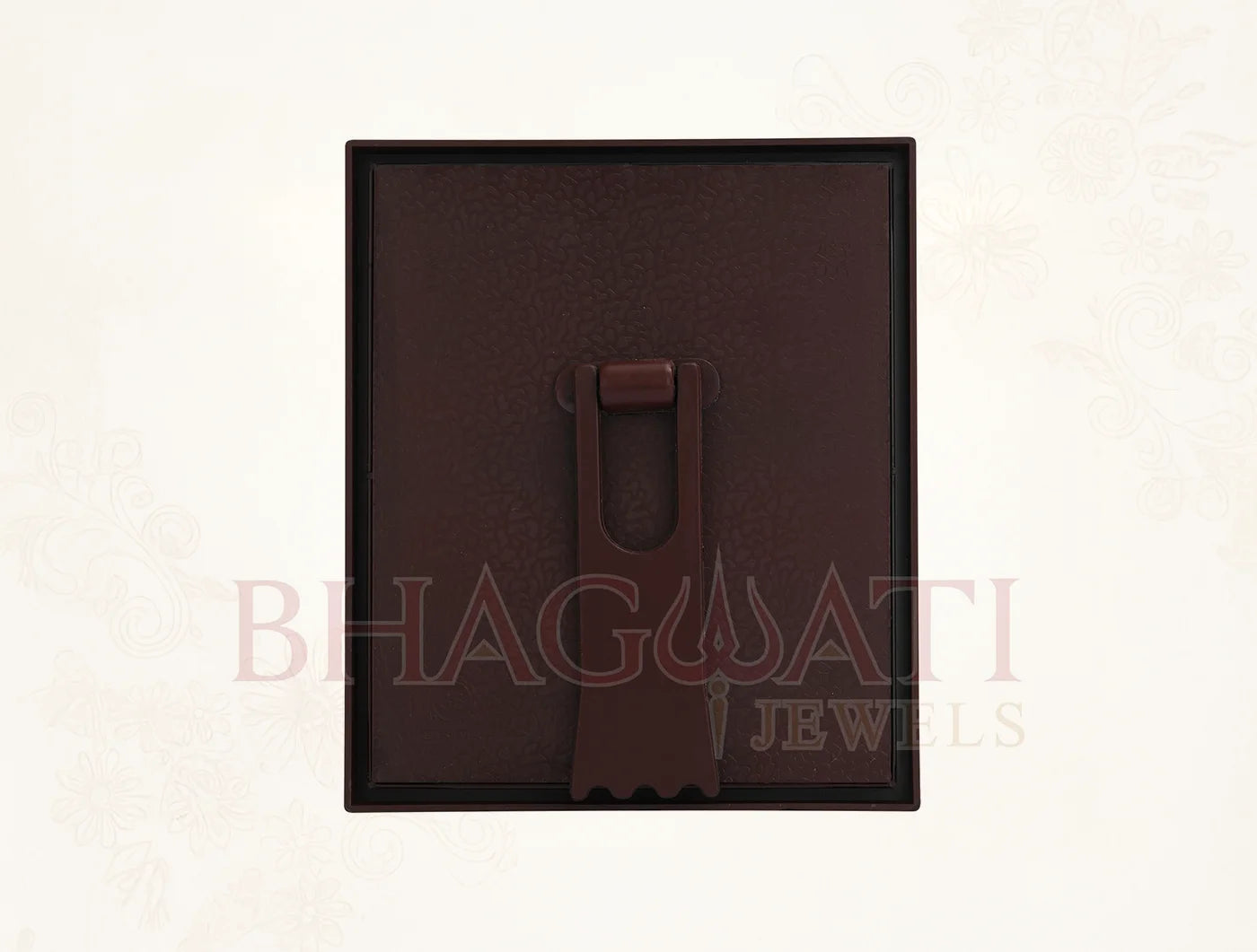 Back view of a 999 Pure Silver Shetrunjay Frame with hook, showcasing the elegant design and sturdy structure.
