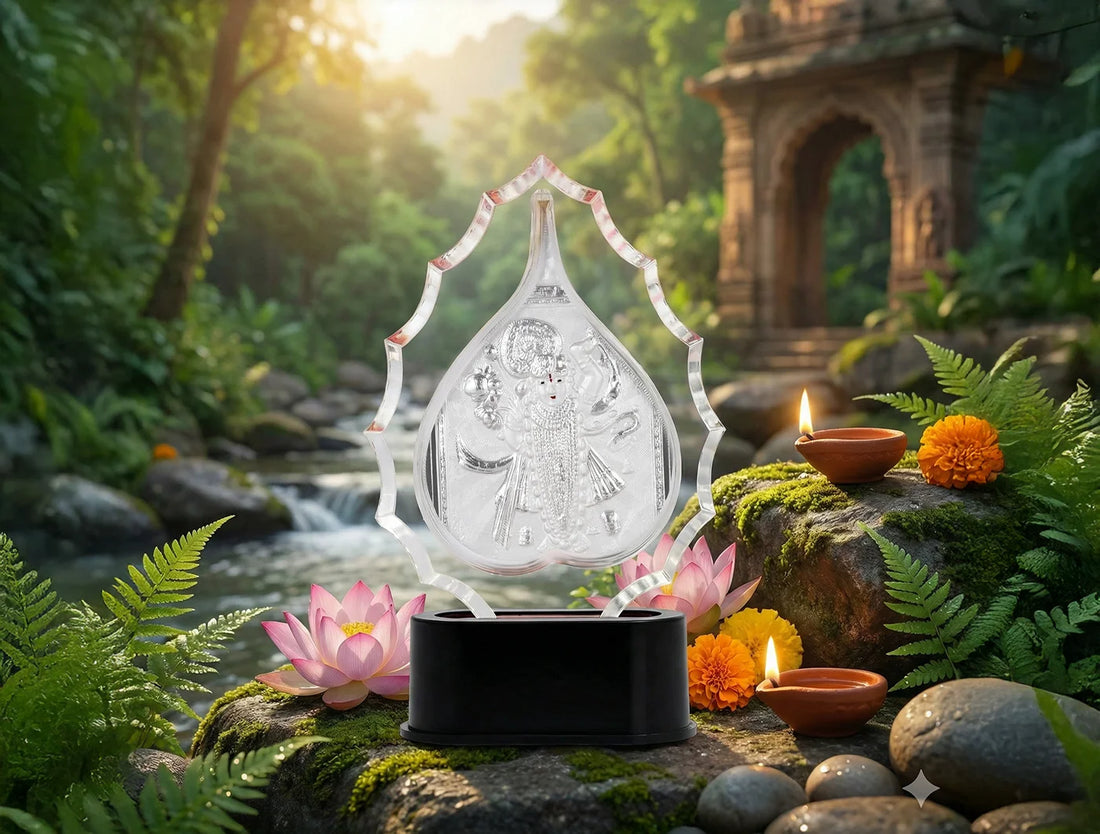 Silver frame of Shrinathji Pan Trophy, crafted in 999 silver with intricate details, by Bhagwati Jewels.